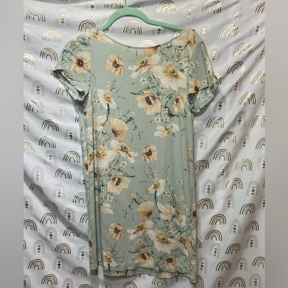 H&M Green and Cream Floral Dress